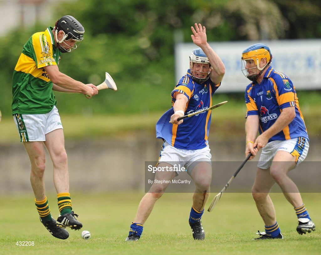 5 June 2010; Mike Conway, Kerry, in action against Eoin O'Neill, left, and Jonathan O'Neill, Wicklow. Christy Ring Cup Semi-Final, Kerry v Wicklow, McDonagh Park, Nenagh, Co. Tipperary. Picture credit: Stephen McCarthy / SPORTSFILE