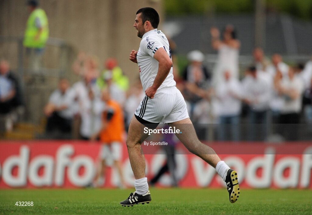 5 June 2010; Padraig O'Neill, Kildare, celebrates after scoring his side's first goal. Leinster GAA Football Senior Championship Quarter-Final, Louth v Kildare, Pairc Tailteann, Navan, Co. Meath. Photo by Sportsfile
