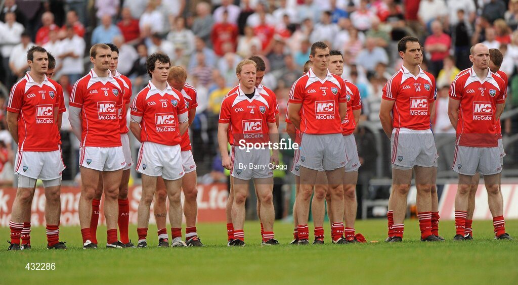 5 June 2010; The Louth team stand for the national anthem. Leinster GAA Football Senior Championship Quarter-Final, Louth v Kildare, Pairc Tailteann, Navan, Co. Meath. Picture credit: Barry Cregg / SPORTSFILE
