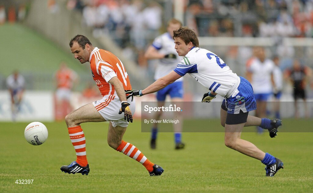 6 June 2010; Steven McDonnell, Armagh, in action against Dessie Mone, Monaghan. Ulster GAA Football Senior Championship Quarter-Final, Monaghan v Armagh, Casement Park, Belfast, Co. Antrim. Picture credit: Oliver McVeigh / SPORTSFILE
