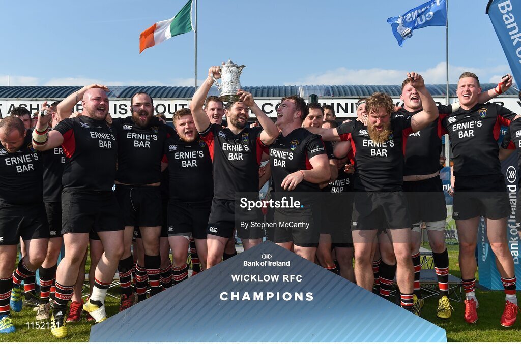 8 May 2016; Wicklow players celebrate their Bank of Ireland Provincial Towns Cup victory. Bank of Ireland Provincial Towns Cup, Final, Enniscorthy RFC v Wicklow RFC. Ashbourne RFC, Ashbourne, Co. Meath. Picture credit: Stephen McCarthy / SPORTSFILE