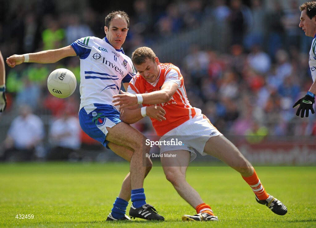 6 June 2010; Gareth Swift, Armagh, in action against Paul Finlay, Monaghan. Ulster GAA Football Senior Championship Quarter-Final, Monaghan v Armagh, Casement Park, Belfast, Co. Antrim. Picture credit: David Maher / SPORTSFILE