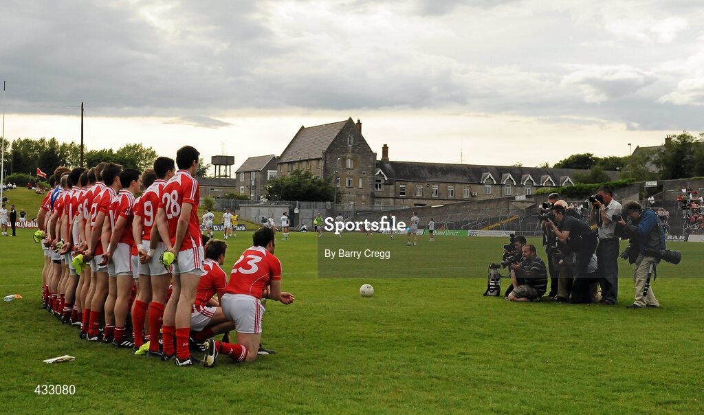 5 June 2010; The Louth players pose for the traditional team photograph before the game. Leinster GAA Football Senior Championship Quarter-Final, Louth v Kildare, Pairc Tailteann, Navan, Co. Meath. Picture credit: Barry Cregg / SPORTSFILE