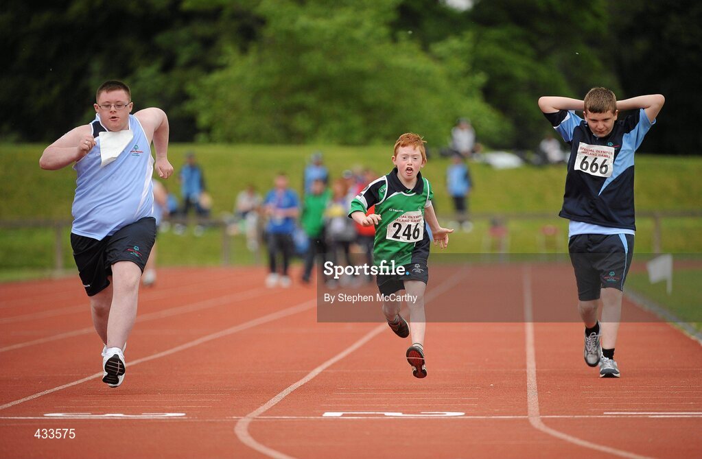 10 June 2010; Athletes, from left, Dale Blount, from Ballybough, Dublin, Jack Walsh, from Oranmore, Galway, and Eric Oates, from Beaumont, Dublin, in action during their athletics divisioning events at the 2010 Special Olympics Ireland Games. University of Limerick, Limerick. Picture credit: Stephen McCarthy / SPORTSFILE