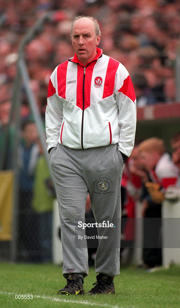 31 May 1998; Derry Manager Brian Mullins during the Ulster GAA Football Senior Championship Quarter-Final match between Derry and Monaghan at Celtic Park in Derry. Photo by David Maher/Sportsfile
