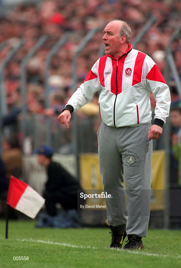 31 May 1998; Derry Manager Brian Mullins during the Ulster GAA Football Senior Championship Quarter-Final match between Derry and Monaghan at Celtic Park in Derry. Photo by David Maher/Sportsfile