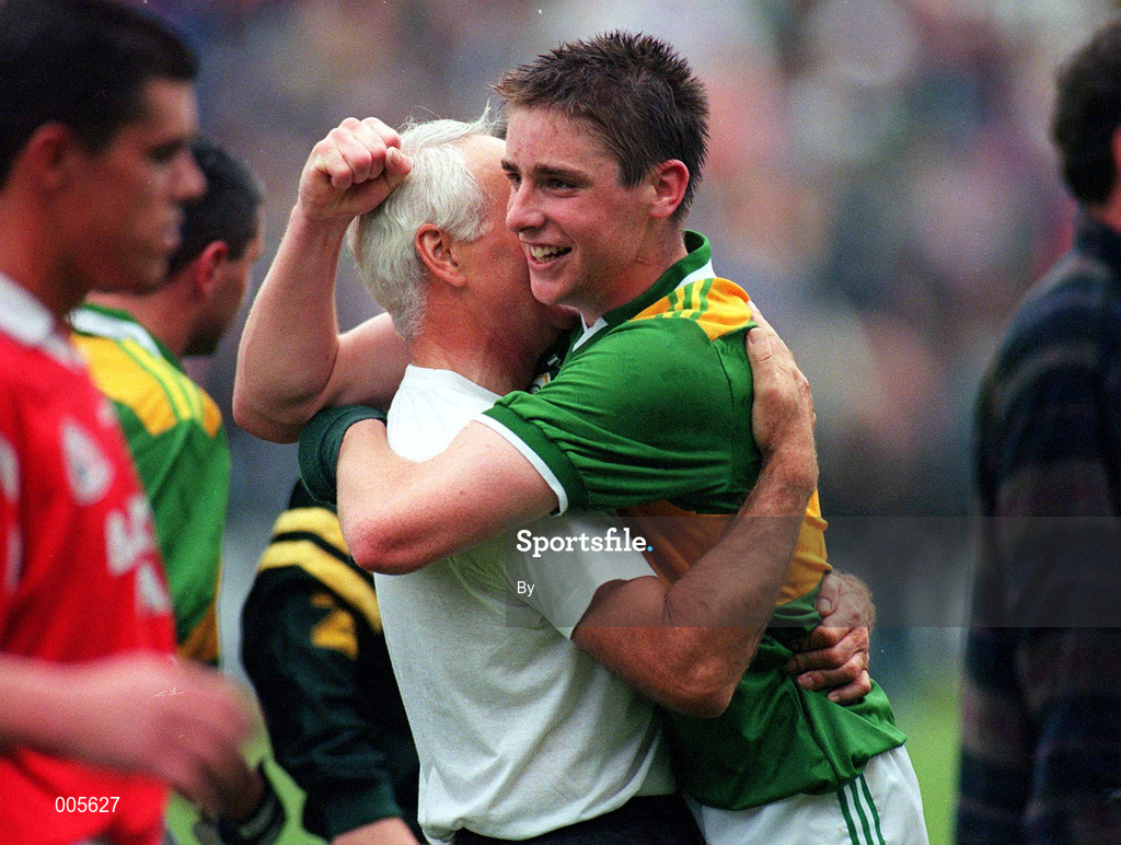 21 July 1996. Kerry's Darragh O'SeŽ celebrates victory over Cork with selector Seamus MacGearailt. Munster Football Final, Kerry v Cork, Páirc U’ Chaoimh, Cork. Picture Credit: Ray McManus/SPORTSFILE.