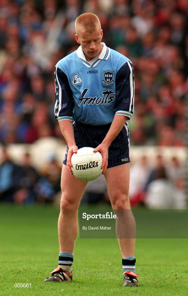 7 June 1998; Declan Darcy of Dublin during the Leinster Senior Football Championship Quarter-Final match between Dublin and Kildare at Croke Park in Dublin. Photo by David Maher/Sportsfile