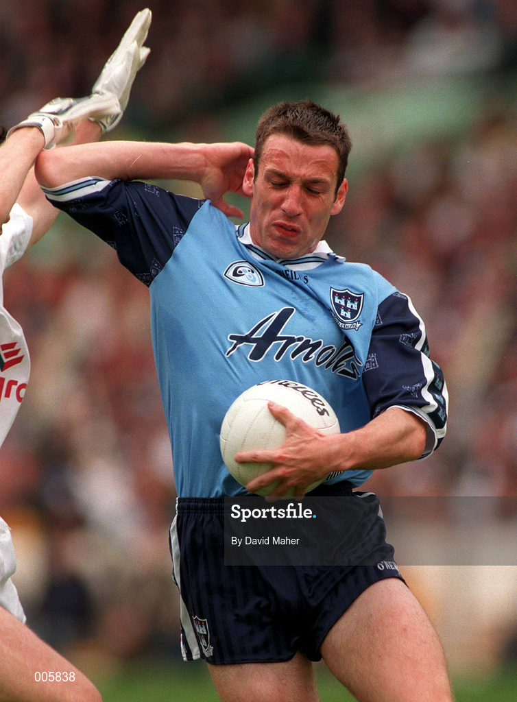 7 June 1998; Ian Robertson of Dublin during the Leinster Senior Football Championship Quarter-Final match between Dublin and Kildare at Croke Park in Dublin. Photo by David Maher/Sportsfile