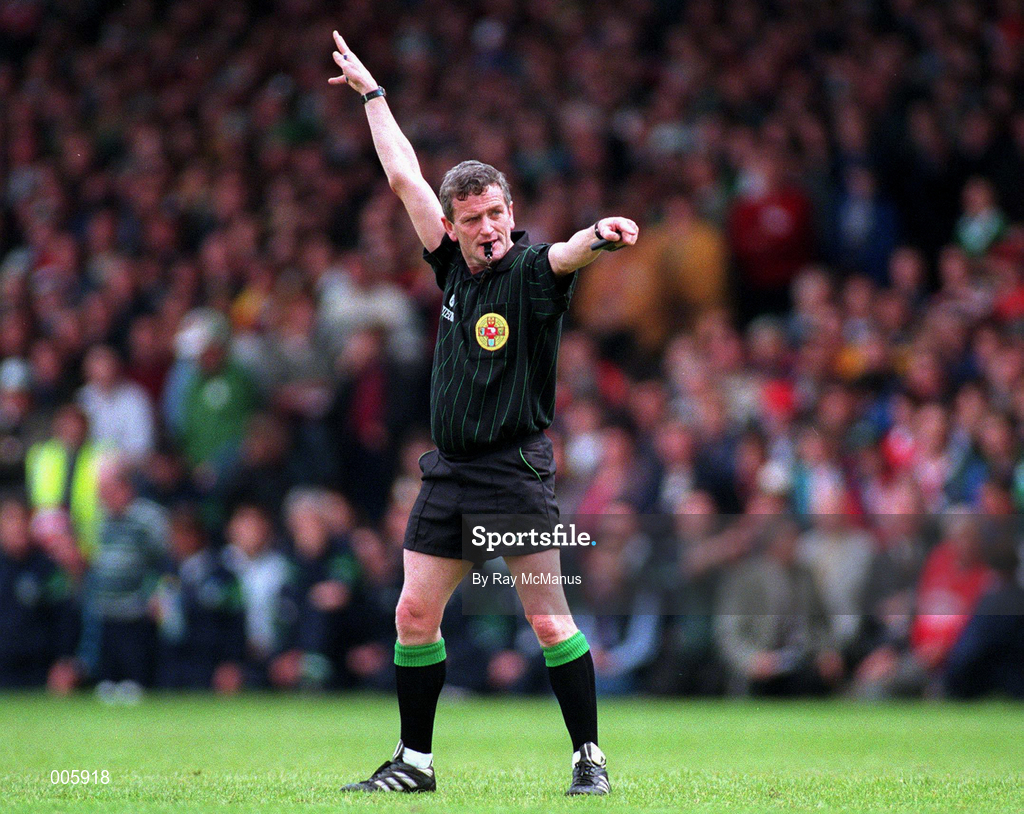 31 May 1998; Referee Johnny McDonnell during the Munster Senior Hurling Championship Quarter-Final match between Limerick and Cork at the Gaelic Grounds in Limerick. Photo by Ray McManus/Sportsfile
