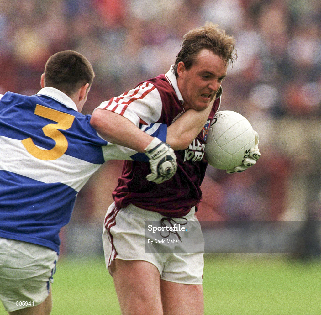 7 June 1998; Kenny Lyons of Westmeath in action against Eamonn Delaney of Laois during the Leinster Senior Football Championship Quarter-Final match between Laois and Westmeath at Croke Park in Dublin. Photo by David Maher/Sportsfile