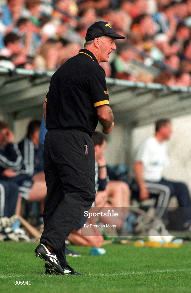 31 May 1998; Kilkenny Manager Kevin Fennelly during the Leinster GAA Hurling Senior Championship Quarter-Final match between Dublin and Kilkenny at Parnell Park in Dublin. Photo by Brendan Moran/Sportsfile