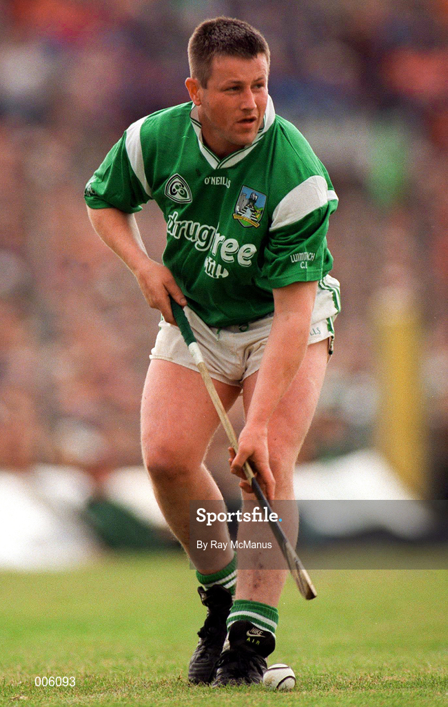31 May 1998; Mike Houlihan of Limerick during the Munster Senior Hurling Championship Quarter-Final match between Limerick and Cork at the Gaelic Grounds in Limerick. Photo by Ray McManus/Sportsfile