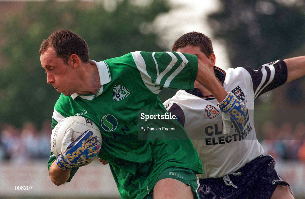 31 May 1998; Paul Coggins of London during the Connacht GAA Football Senior Championship Quarter-Final match between London and Sligo at Emerald GAA Grounds, Ruislip. Photo by Damien Eagers/Sportsfile