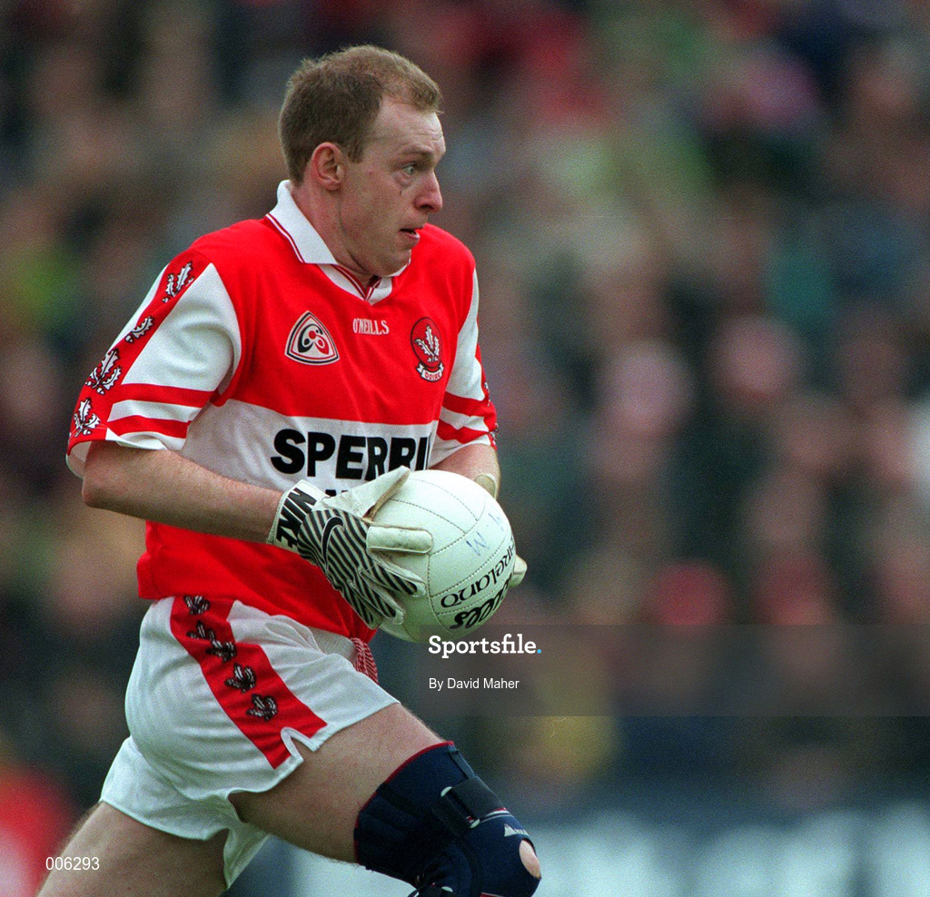 31 May 1998; Seamus Downey of Derry during the Ulster GAA Football Senior Championship Quarter-Final match between Derry and Monaghan at Celtic Park in Derry. Photo by David Maher/Sportsfile