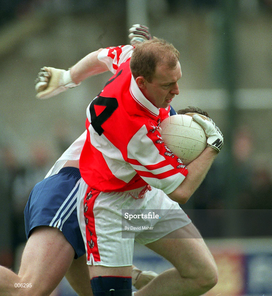 31 May 1998; Seamus Downey of Derry during the Ulster GAA Football Senior Championship Quarter-Final match between Derry and Monaghan at Celtic Park in Derry. Photo by David Maher/Sportsfile