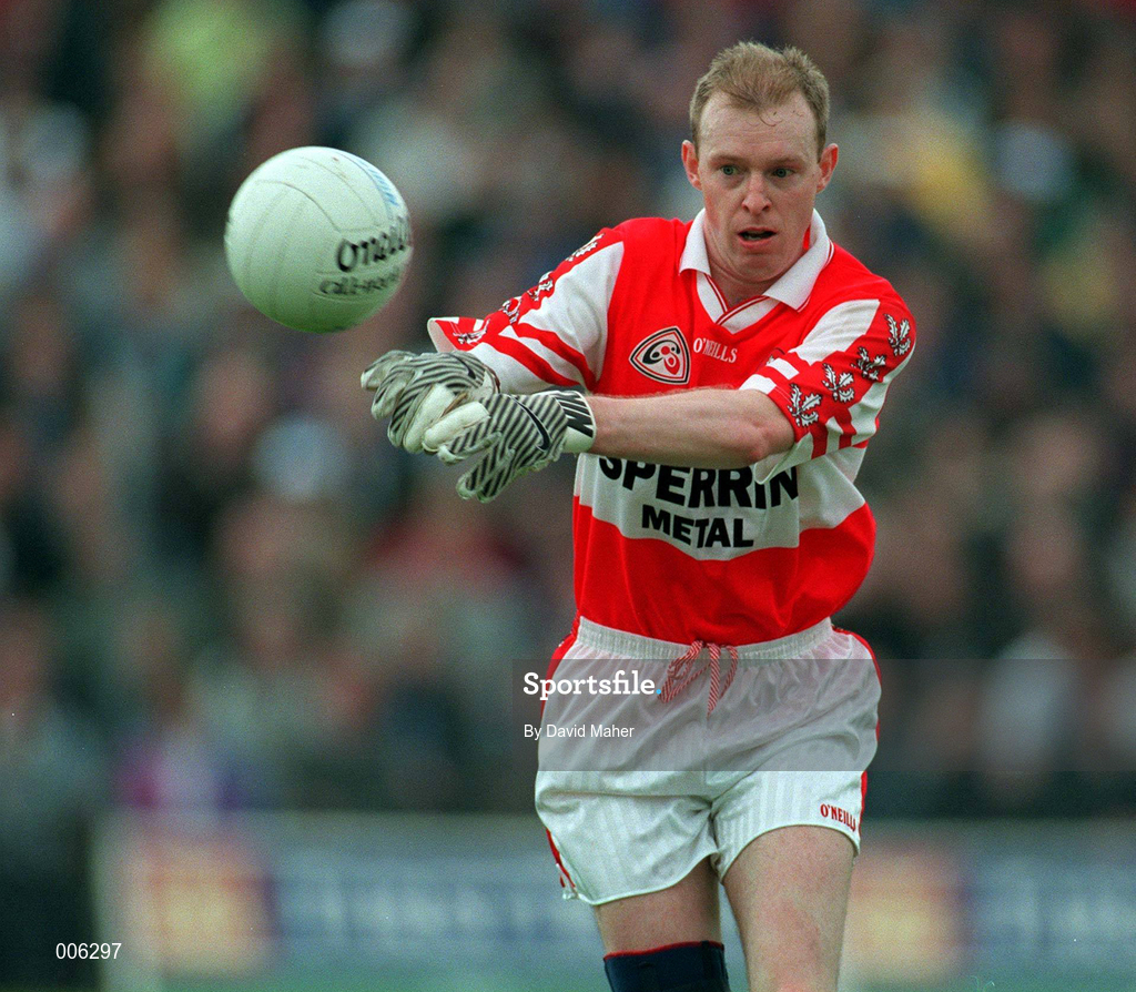 31 May 1998; Seamus Downey of Derry during the Ulster GAA Football Senior Championship Quarter-Final match between Derry and Monaghan at Celtic Park in Derry. Photo by David Maher/Sportsfile