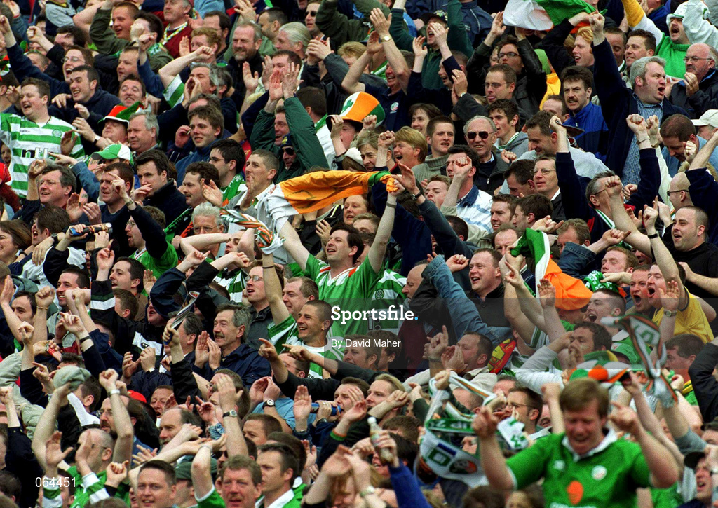2 June 2001; Republic of Ireland supporters celebrate after Roy Keane scored their side's first goal during the FIFA World Cup 2002 Group 2 Qualifier match between Republic of Ireland and Portugal at Lansdowne Road in Dublin. Photo by David Maher/Sportsfile