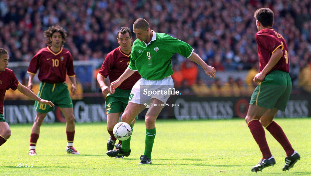2 June 2001; Niall Quinn of Republic of Ireland is surrounded by the Portugal defence during the FIFA World Cup 2002 Group 2 Qualifier match between Republic of Ireland and Portugal at Lansdowne Road in Dublin. Photo by Damien Eagers/Sportsfile