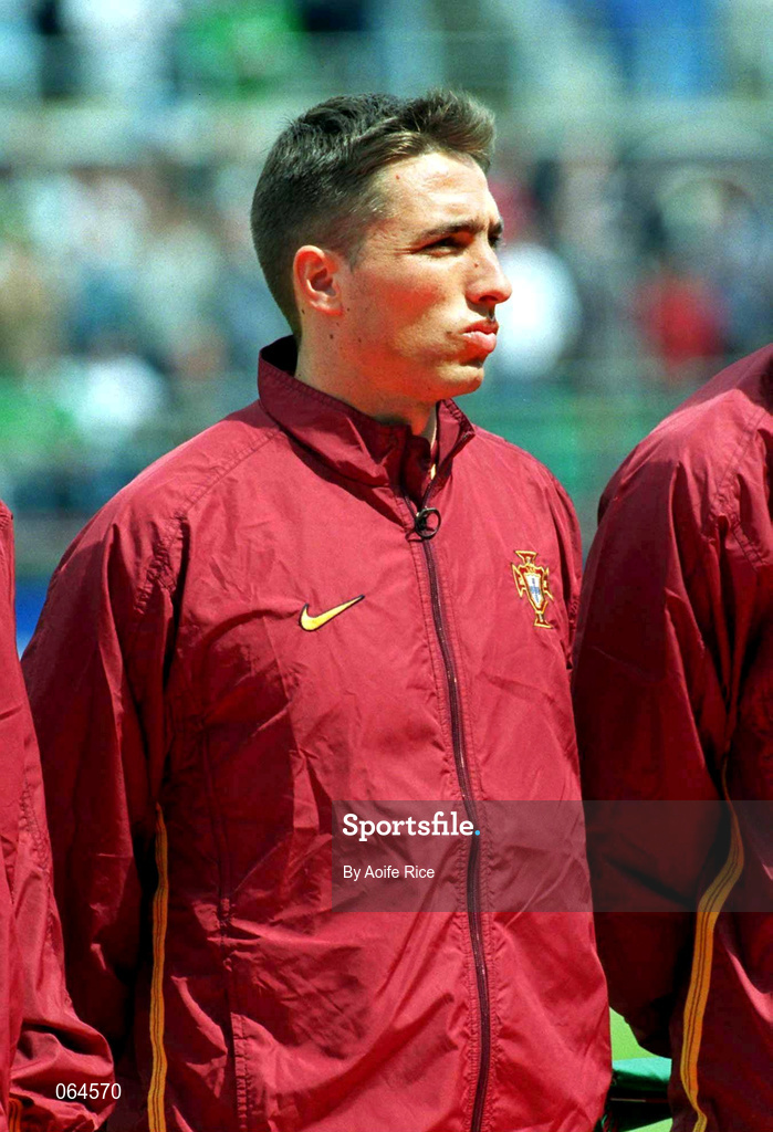2 June 2001; Rui Jorge of Portugal ahead of the FIFA World Cup 2002 Group 2 Qualifier match between Republic of Ireland and Portugal at Lansdowne Road in Dublin. Photo by Aoife Rice/Sportsfile