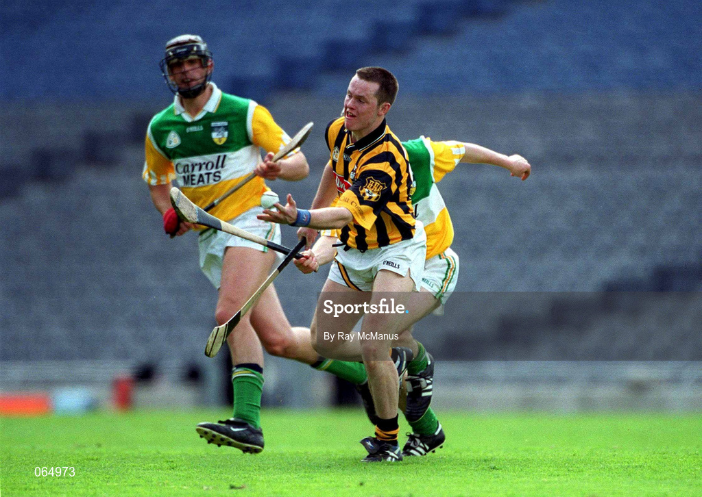 10 June 2001; Michael Kavanagh of Kilkenny during the Guinness Leinster Senior Hurling Championship Semi-Final match between Kilkenny and Offaly at Croke Park in Dublin. Photo by Ray McManus/Sportsfile