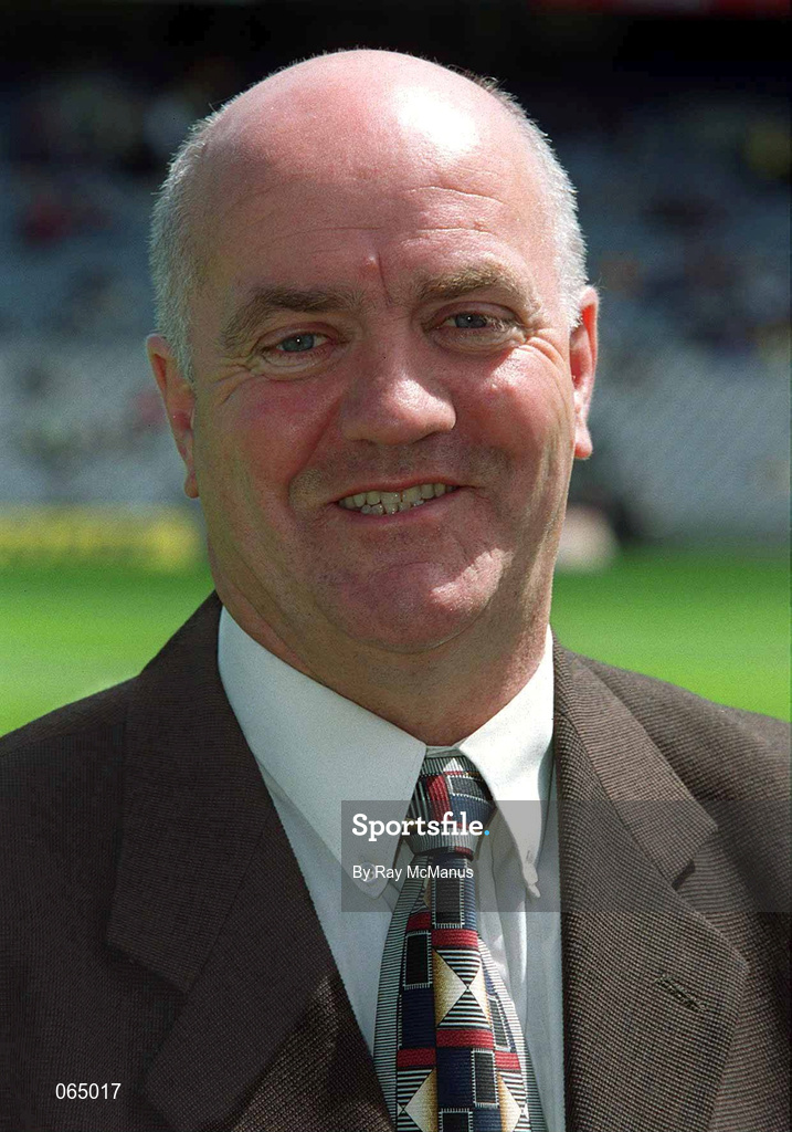 10 June 2001; GAA Commentator and former Galway hurling manager Cyril Farrell ahead of the Guinness Leinster Senior Hurling Championship Semi-Final match between Wexford and Laois at Croke Park in Dublin. Photo by Ray McManus/Sportsfile