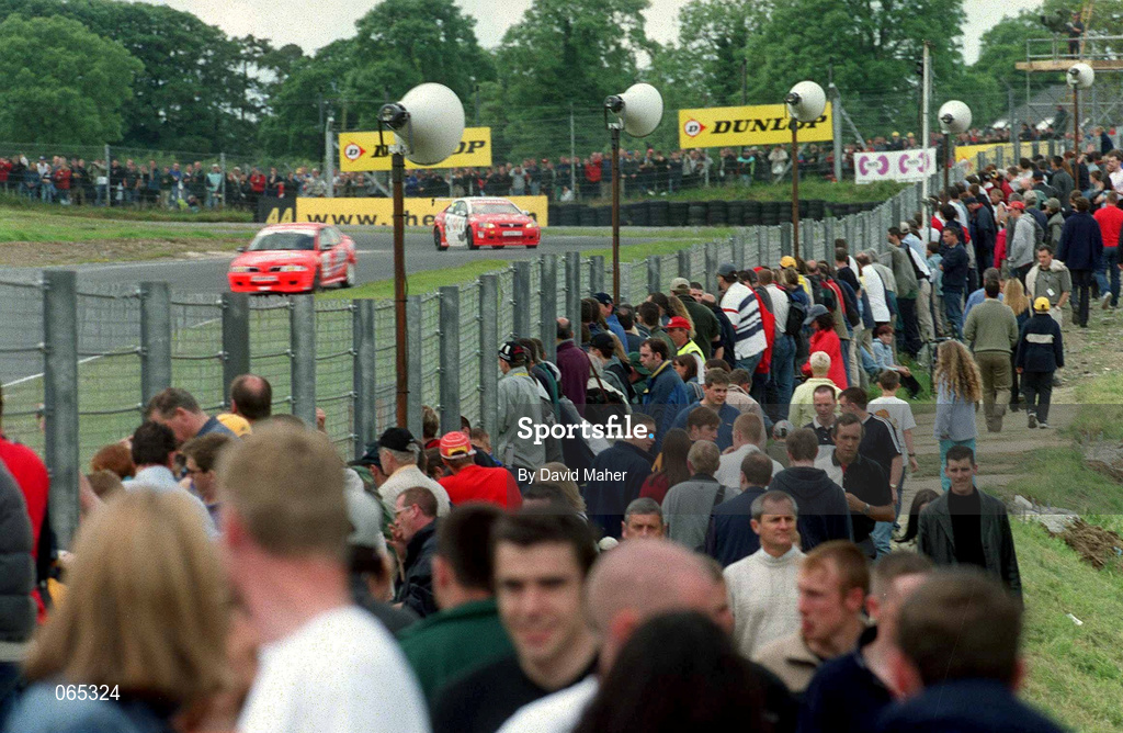 17 June 2001; Supporters during Round 5 of the British Touring Car Championship at Mondello Park in Naas, Kildare. Photo by David Maher/Sportsfile