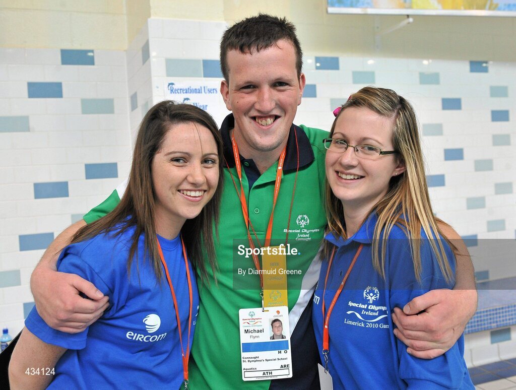 12 June 2010; Athlete Michael Flynn, from Carrowreagh, Co, Mayo, with volunteers Muireann O'Shaughnessy, left, and Aideen Hinch during the 2010 Special Olympics Ireland Games. University of Limerick, Limerick. Picture credit: Diarmuid Greene / SPORTSFILE