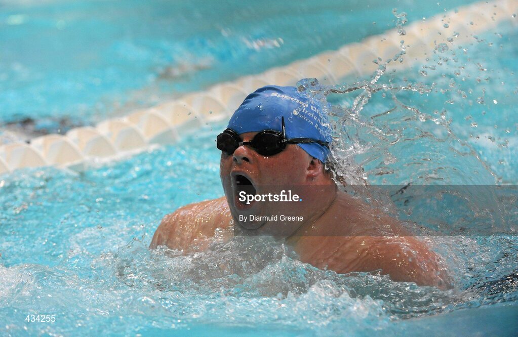 13 June 2010; Eric Tierney, from Fingal, Co. Dublin, Eastern Region, on his way to winning the Mixed 25m Breaststroke Final at the 2010 Special Olympics Ireland Games. University of Limerick, Limerick. Picture credit: Diarmuid Greene / SPORTSFILE