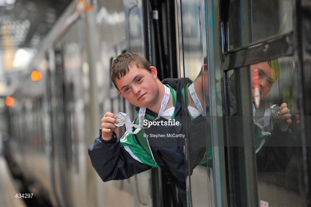 13 June 2010; Connacht Region athlete Matthew Forde, from Salthill, Galway, boards his train following the final day of the 2010 Special Olympics Ireland Games. Limerick Railway Station, Limerick. Picture credit: Stephen McCarthy / SPORTSFILE