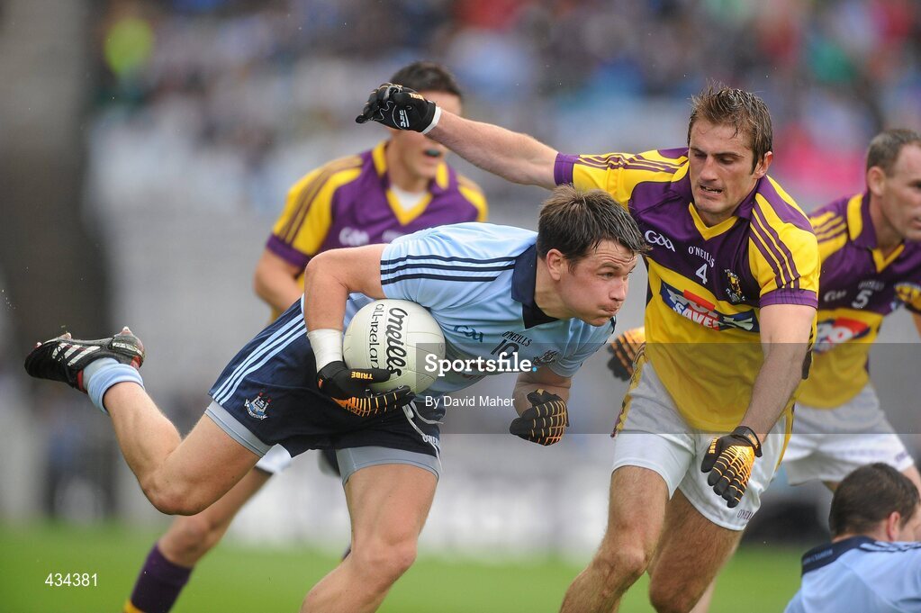 13 June 2010; Niall Corkery, Dublin, in action against Brian Malone, Wexford. Leinster GAA Football Senior Championship Quarter-Final, Dublin v Wexford, Croke Park, Dublin. Picture credit: David Maher / SPORTSFILE