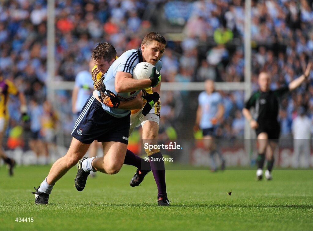 13 June 2010; Conal Keaney, Dublin, in action against Adrian Flynn, Wexford. Leinster GAA Football Senior Championship Quarter-Final, Dublin v Wexford, Croke Park, Dublin. Picture credit: Barry Cregg / SPORTSFILE