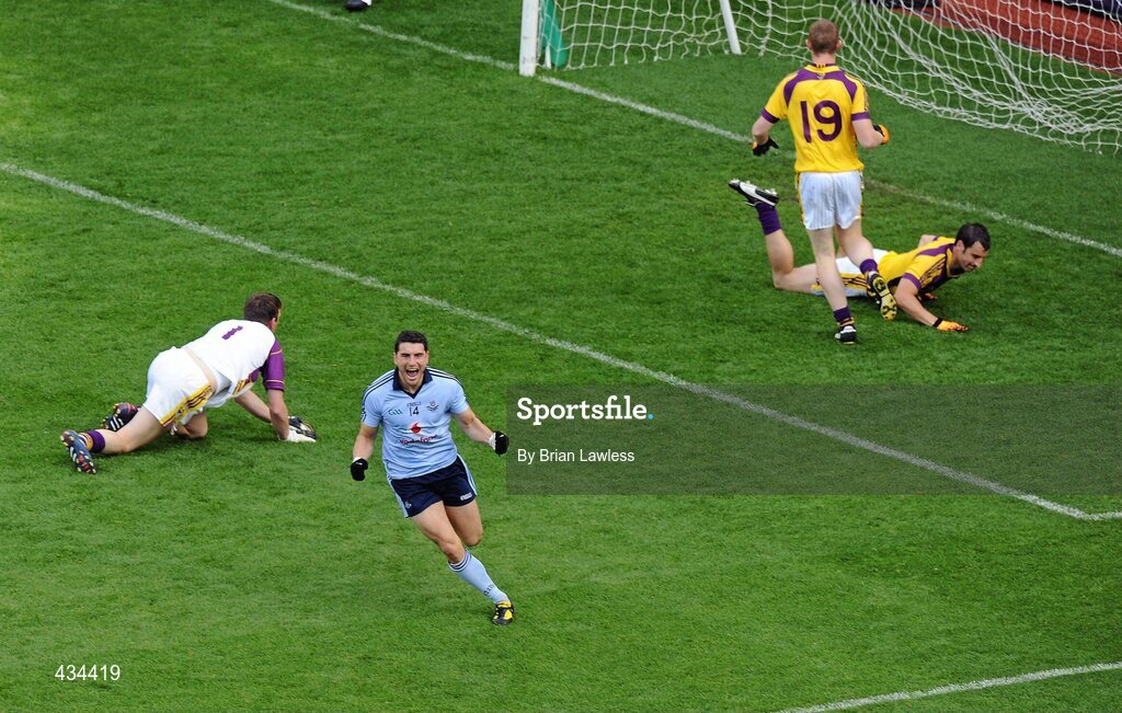 13 June 2010; Bernard Brogan, Dublin, celebrates scoring his side's second goal. Leinster GAA Football Senior Championship Quarter-Final, Dublin v Wexford, Croke Park, Dublin. Picture credit: Brian Lawless / SPORTSFILE