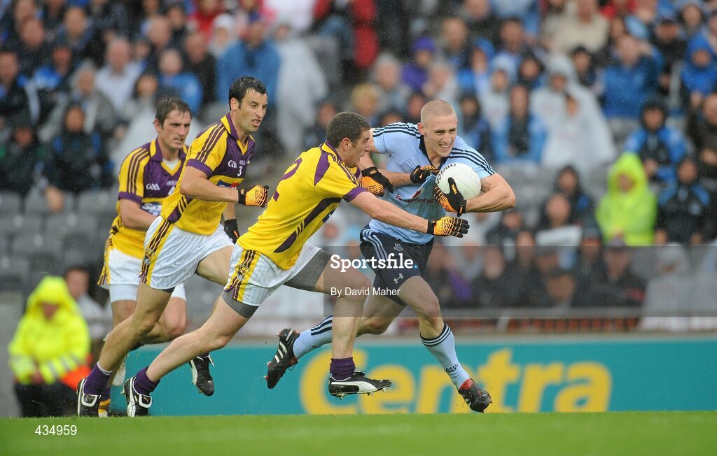 13 June 2010; Eoghan O'Gara, Dublin, in action against Joey Wadding, Wexford. Leinster GAA Football Senior Championship Quarter-Final, Dublin v Wexford, Croke Park, Dublin. Picture credit: David Maher / SPORTSFILE