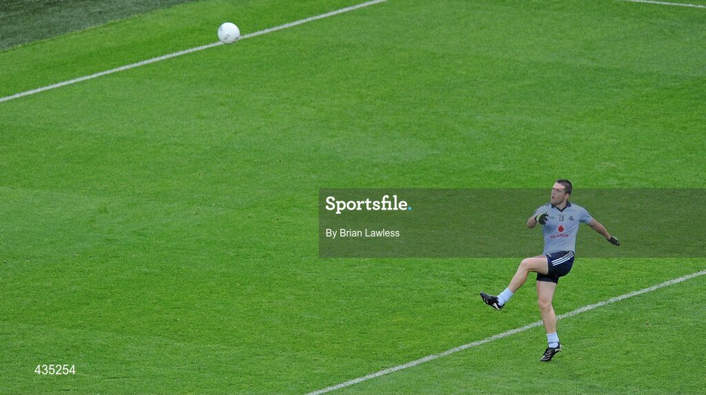 13 June 2010; Dublin's Conal Keaney kicks a free. Leinster GAA Football Senior Championship Quarter-Final, Dublin v Wexford, Croke Park, Dublin. Picture credit: Brian Lawless / SPORTSFILE