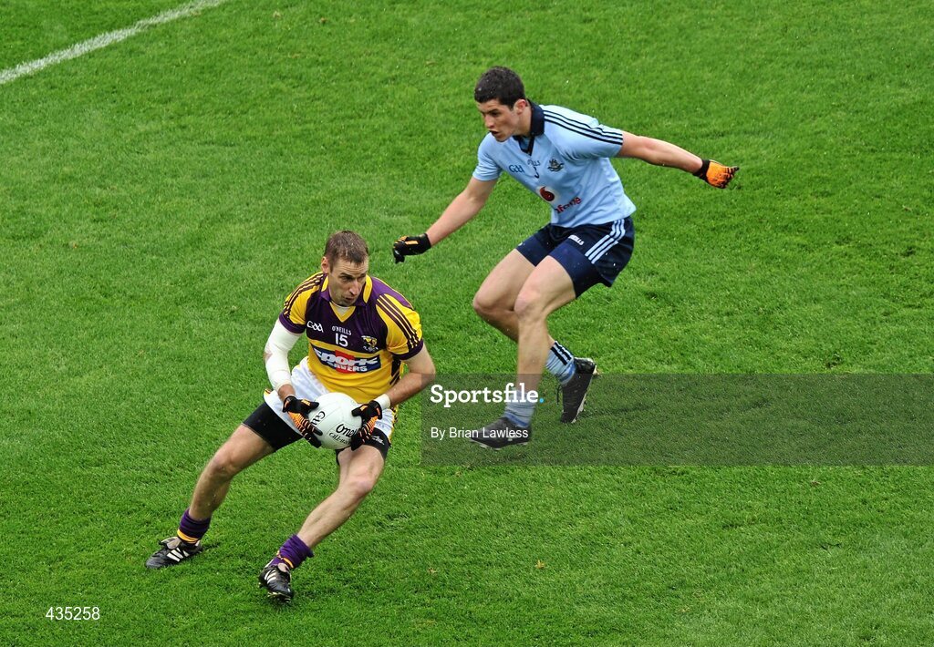 13 June 2010; Matty Forde, Wexford, in action against Rory O'Carroll, Dublin. Leinster GAA Football Senior Championship Quarter-Final, Dublin v Wexford, Croke Park, Dublin. Picture credit: Brian Lawless / SPORTSFILE