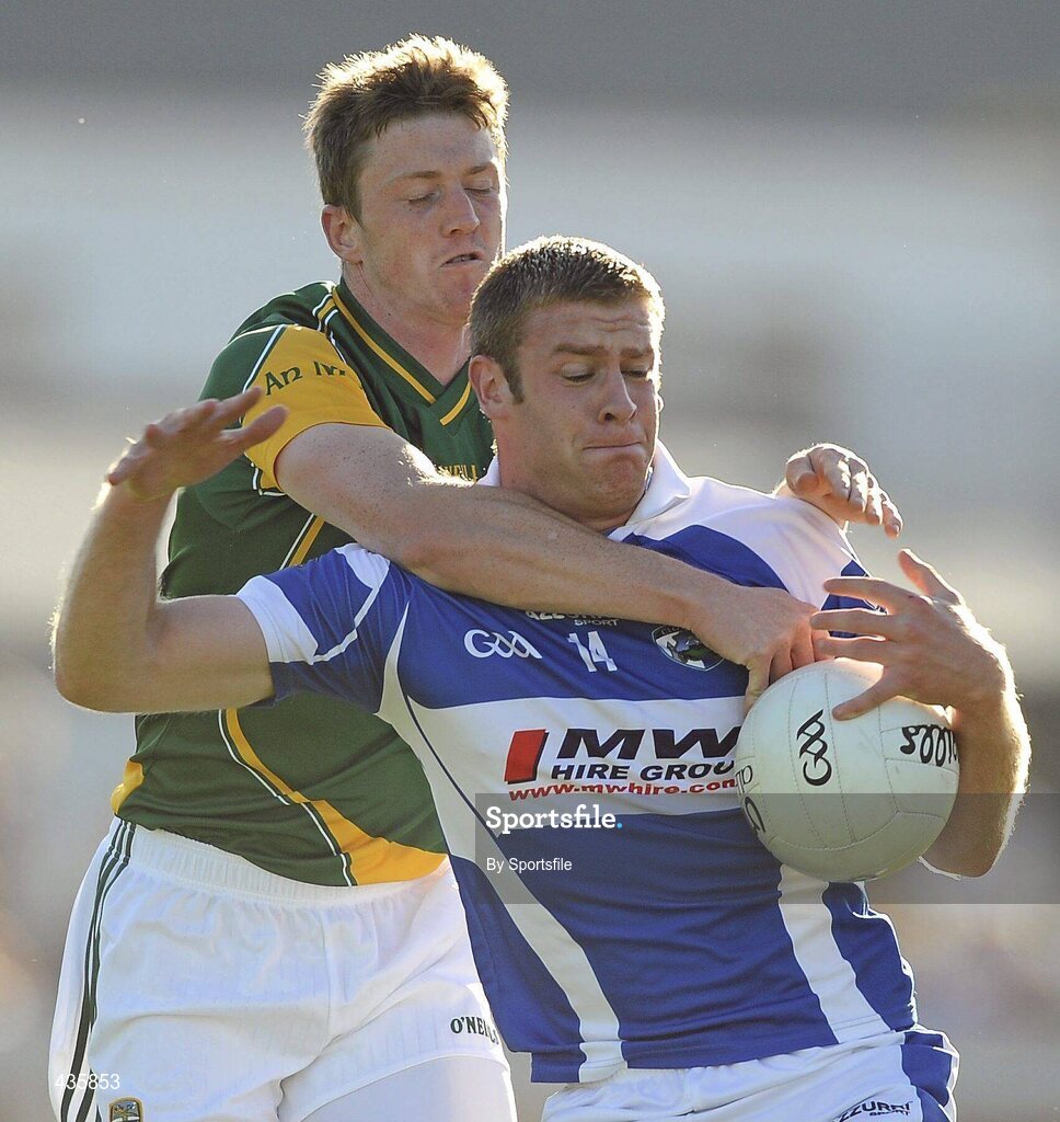 19 June 2010; Donal Kingston, Laois, in action against Kevin Reilly, Meath. Leinster GAA Football Senior Championship Quarter-Final Replay, Meath v Laois, O'Connor Park, Tullamore, Co. Offaly. Photo by Sportsfile