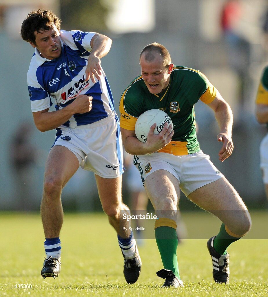 19 June 2010; Joe Sheridan, Meath, in action against Padraig McMahon, Laois. Leinster GAA Football Senior Championship Quarter-Final Replay, Meath v Laois, O'Connor Park, Tullamore, Co. Offaly. Photo by Sportsfile