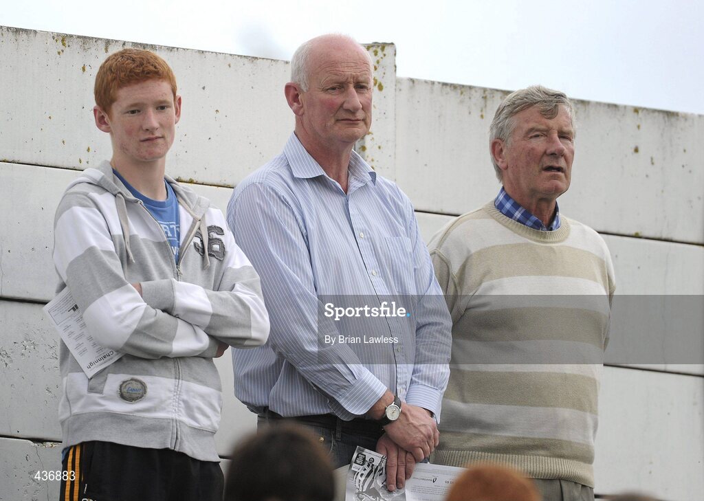 23 June 2010; The Kilkenny senior manager Brian Cody, centre, stands for a minutes silence in memory of the former Chief of Staff of the Defence Forces Lieutenant General Dermot Earley who passed away today. Bord Gais Energy Leinster GAA Hurling Under 21 Championship Semi-Final, Kilkenny v Dublin, Nowlan Park, Kilkenny. Picture credit: Brian Lawless / SPORTSFILE