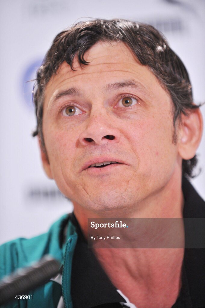 24 June 2010; Ireland defence coach Les Kiss speaking during a press conference ahead of their game against Australia on Saturday 26 June. Ireland rugby squad press conference, Hilton Hotel, Brisbane, Australia. Picture credit: Tony Phillips / SPORTSFILE