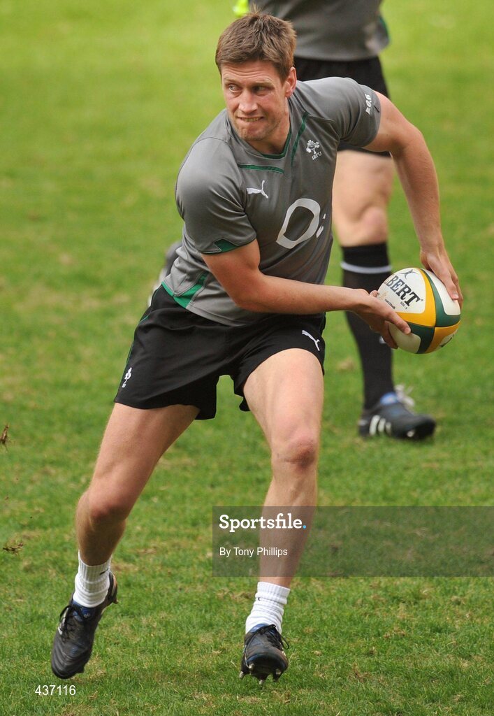 25 June 2010; Ireland's Ronan O'Gara in action during the Captain's Run ahead of their game against Australia on Saturday. Suncorp Stadium, Brisbane, Australia. Picture credit: Tony Phillips / SPORTSFILE