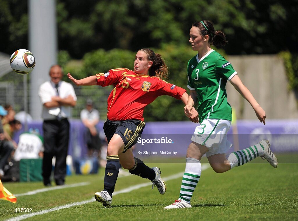 26 June 2010; Iraia Perez de Heredia, Spain, in action against Megan Campbell, Republic of Ireland. UEFA Women's Under 17 Championship Final, Spain v Republic of Ireland, Colovray Sports Centre, Nyon, Switzerland. Picture credit: Stephen McCarthy / SPORTSFILE