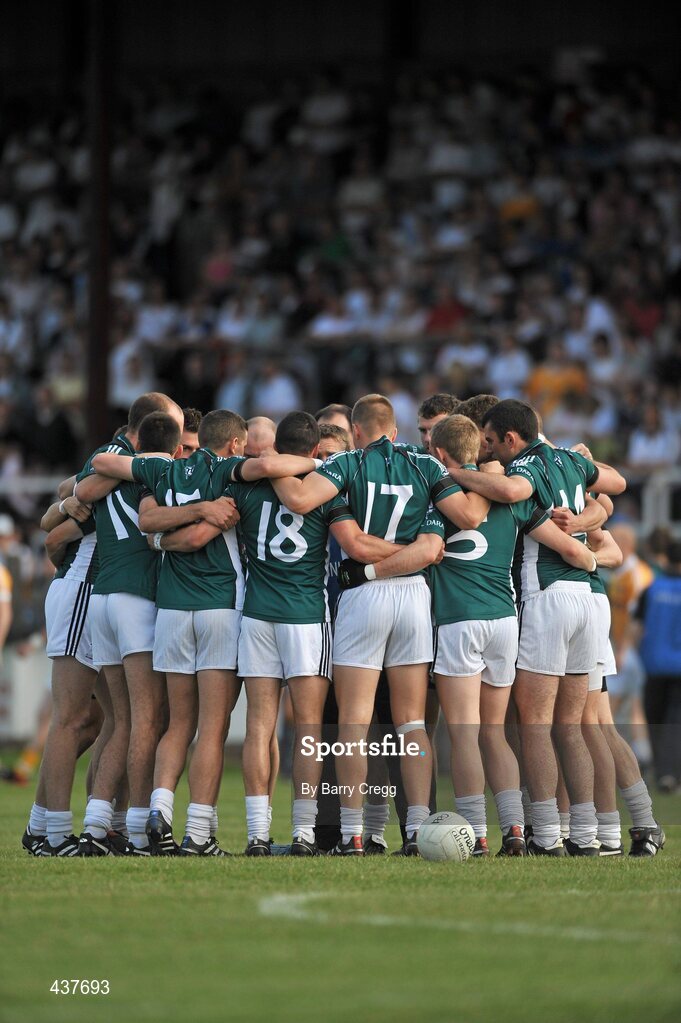 26 June 2010; The Kildare team form a huddle before the game. GAA Football All-Ireland Senior Championship Qualifier Round 1, Kildare v Antrim, St Conleth's Park, Newbridge, Co. Kildare. Picture credit: Barry Cregg / SPORTSFILE