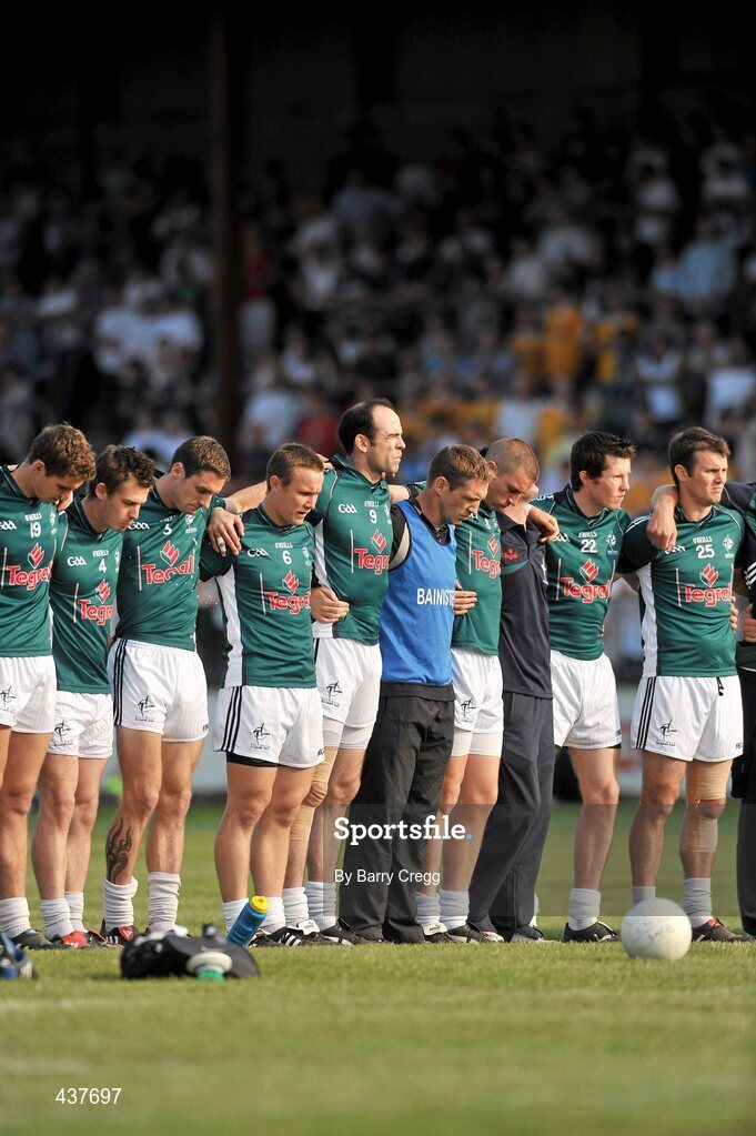 26 June 2010; Dermot Earley, 9, Kildare, stands with his team manager Kieran McGeeney and team mates during the National Anthem. GAA Football All-Ireland Senior Championship Qualifier Round 1, Kildare v Antrim, St Conleth's Park, Newbridge, Co. Kildare. Picture credit: Barry Cregg / SPORTSFILE