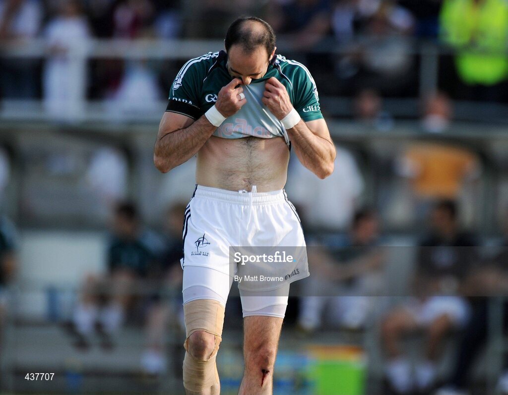 26 June 2010; Dermot Earley, Kildare, at the start of the game against Antrim. GAA Football All-Ireland Senior Championship Qualifier Round 1, Kildare v Antrim, St Conleth's Park, Newbridge, Co. Kildare. Picture credit: Matt Browne / SPORTSFILE
