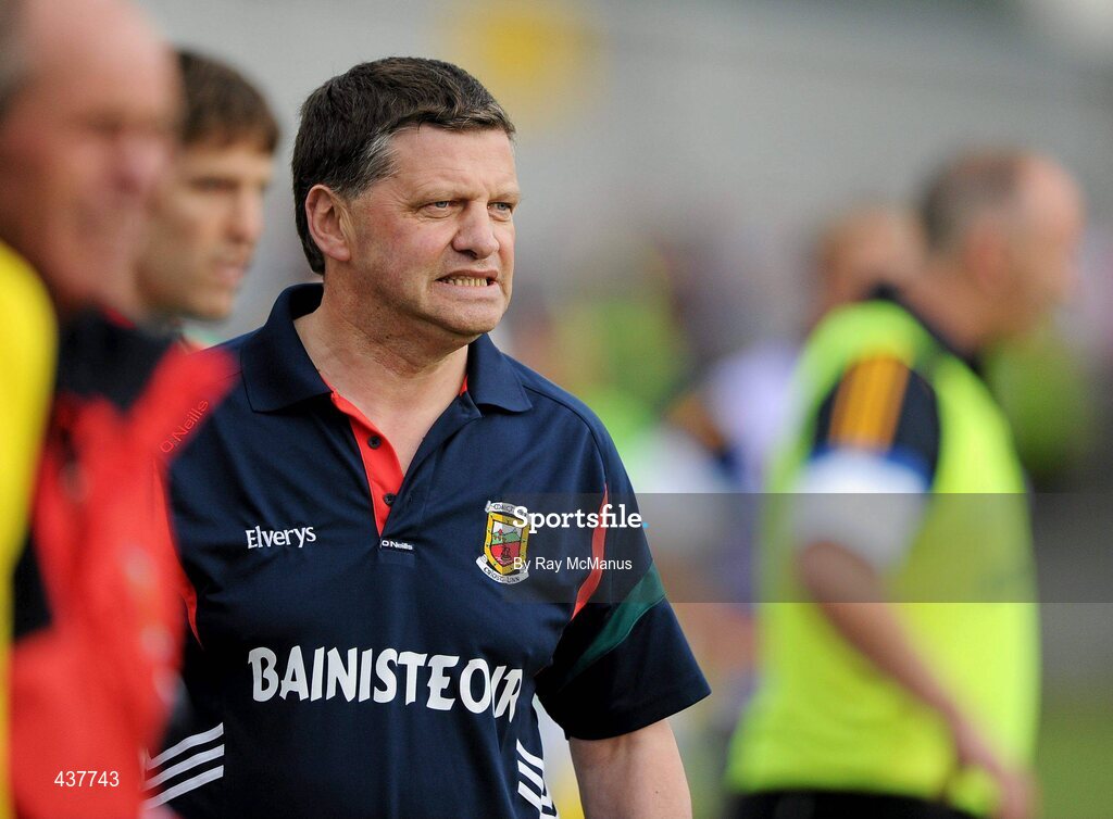 26 June 2010; Mayo manager John O'Mahony watches the last few minutes of the game. GAA Football All-Ireland Senior Championship Qualifier Round 1, Longford v Mayo, Pearse Park, Longford. Picture credit: Ray McManus / SPORTSFILE
