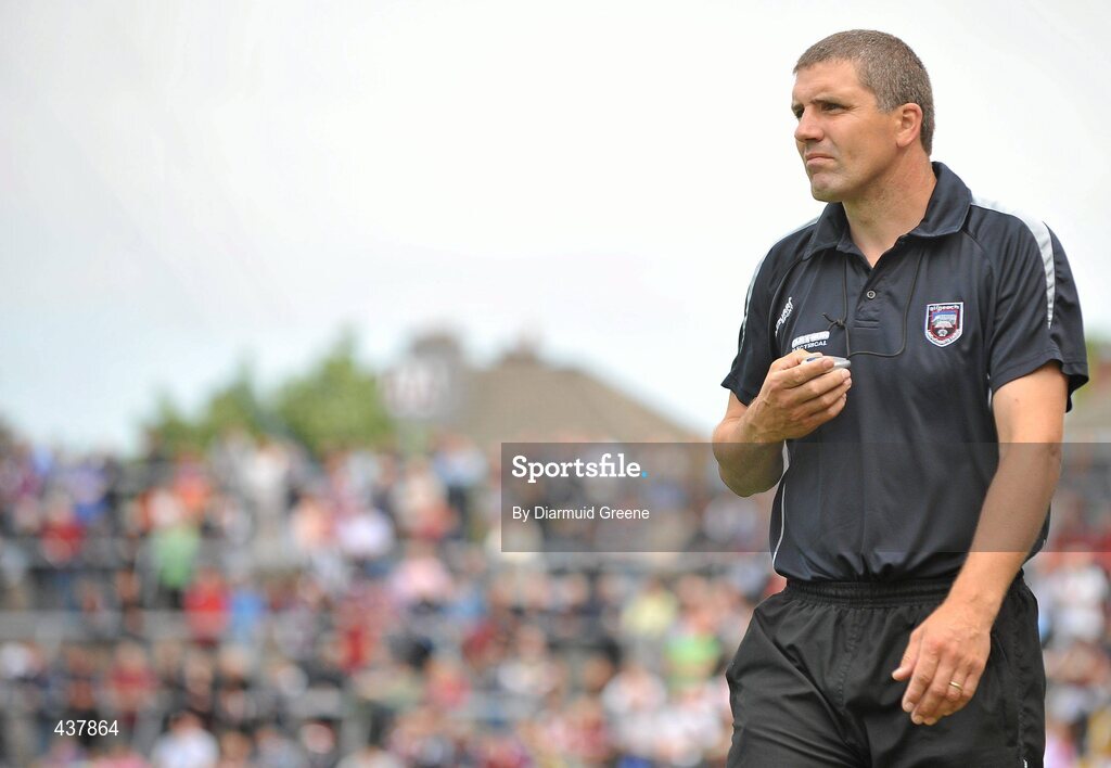 27 June 2010; Sligo manager Kevin Walsh watches on during the game. Connacht GAA Football Senior Championship Semi-Final, Galway v Sligo, Pearse Stadium, Galway. Picture credit: Diarmuid Greene / SPORTSFILE