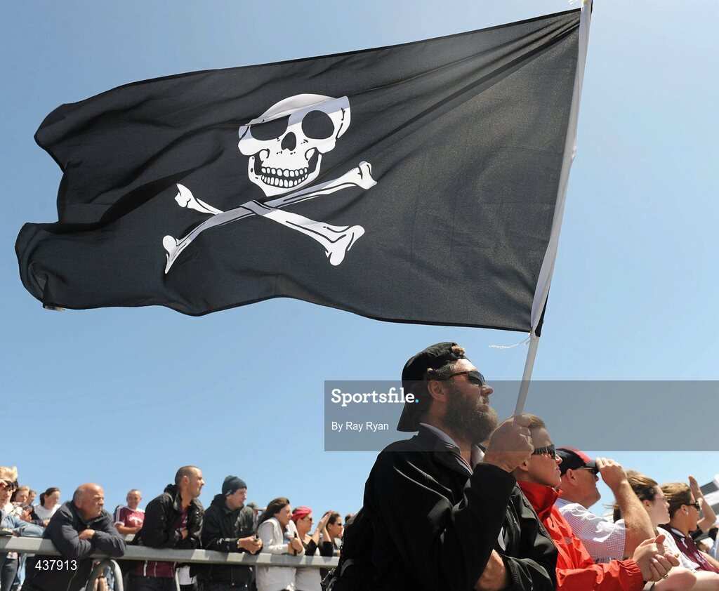 27 June 2010; Brendan Reid, from Sligo, flies a Pirate flag during the match. Connacht GAA Football Senior Championship Semi-Final, Galway v Sligo, Pearse Stadium, Galway. Picture credit: Ray Ryan / SPORTSFILE