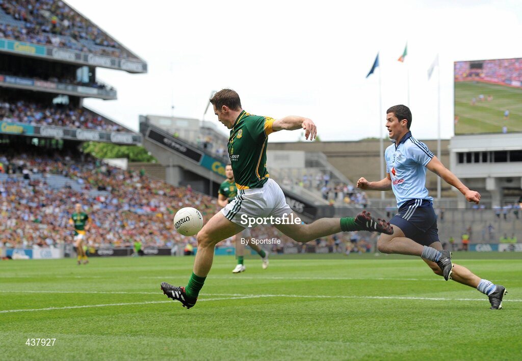 27 June 2010; Stephen Bray, Meath, shoots to score his side's first goal. Leinster GAA Football Senior Championship Semi-Final, Meath v Dublin, Croke Park, Dublin. Photo by Sportsfile