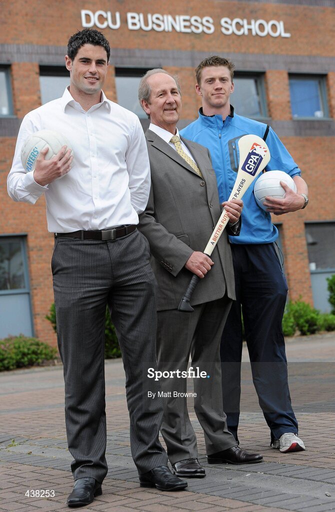 28 June 2010; Prof Bernard Pierce, Executive Dean DCU Business School, with Dublin footballer Ross McConnell, left, and Meath footballer Kevin Reilly, at the announcement of the DCU/GPA Scholarship for the Executive MBA Programme in Dublin City University, Glasnevin, Dublin. Picture credit: Matt Browne / SPORTSFILE